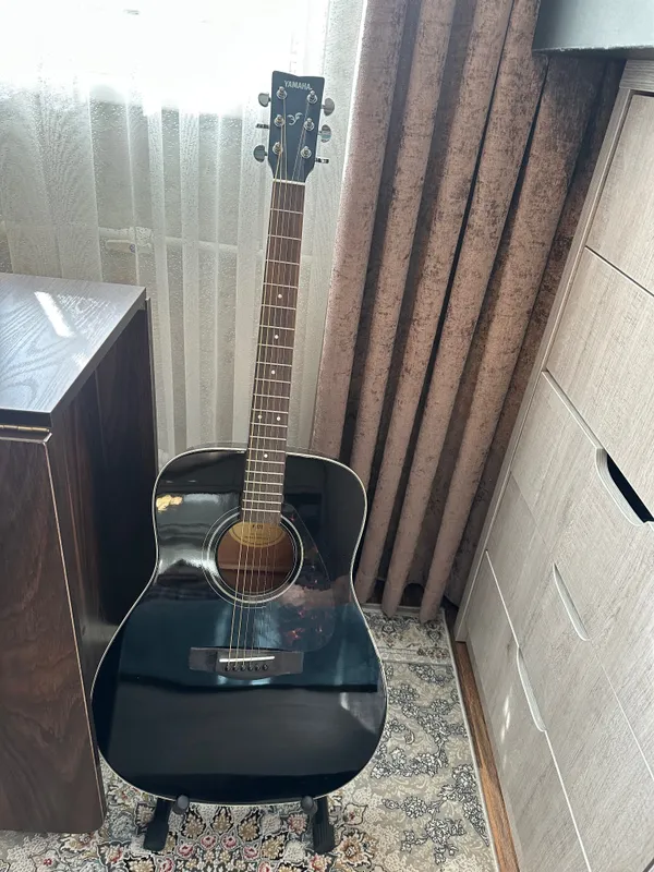 Yamaha F-370 BL akustik gitara 1