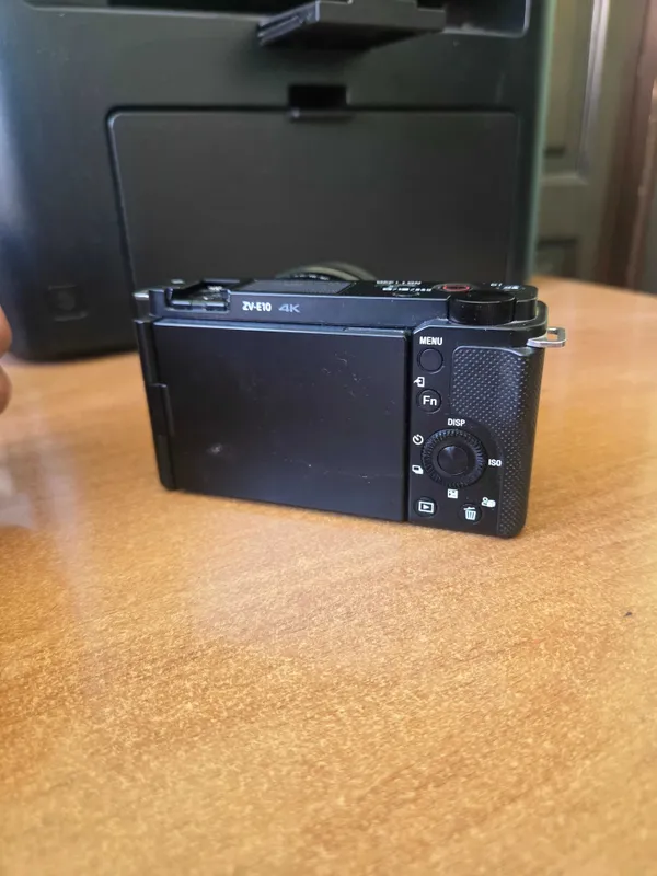 Камера Sony zv-e10 — фото 2