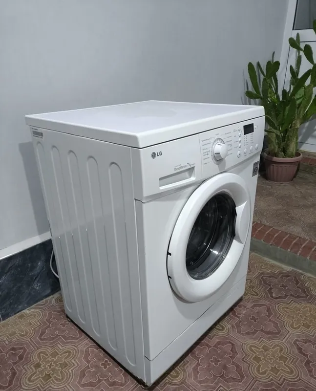 Стиральная машина LG Inverter Direct Drive 7kg 2 Стиральная машина LG Inverter Direct Drive 7kg 2