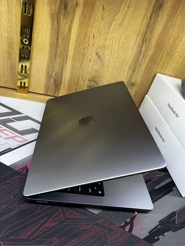 MacBook M1 Pro 16/512 3 MacBook M1 Pro 16/512 3