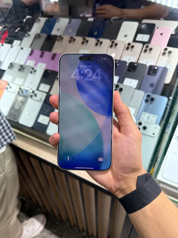 iPhone 17 Pro Max Silver 100% 2 iPhone 17 Pro Max Silver 100% 2