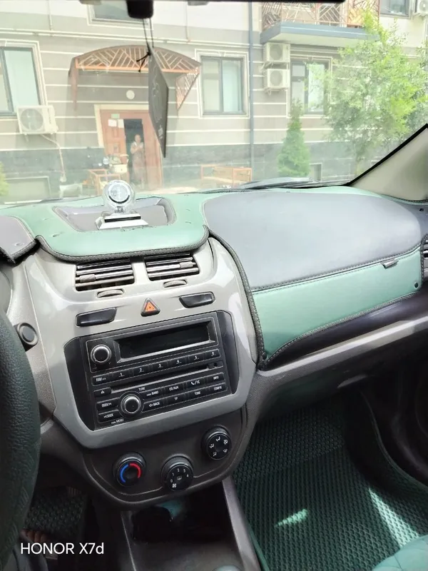 Chevrolet COBALT 5