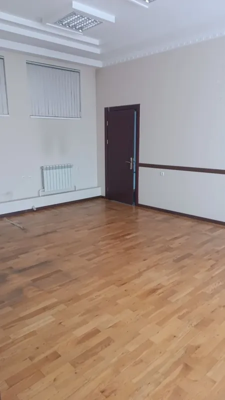 Офис учун бино ижарага берилади 1