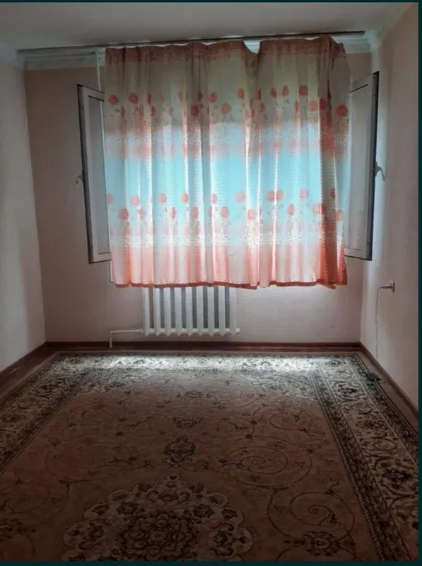 Tinchlik metro oldidan sheriklika kvartera