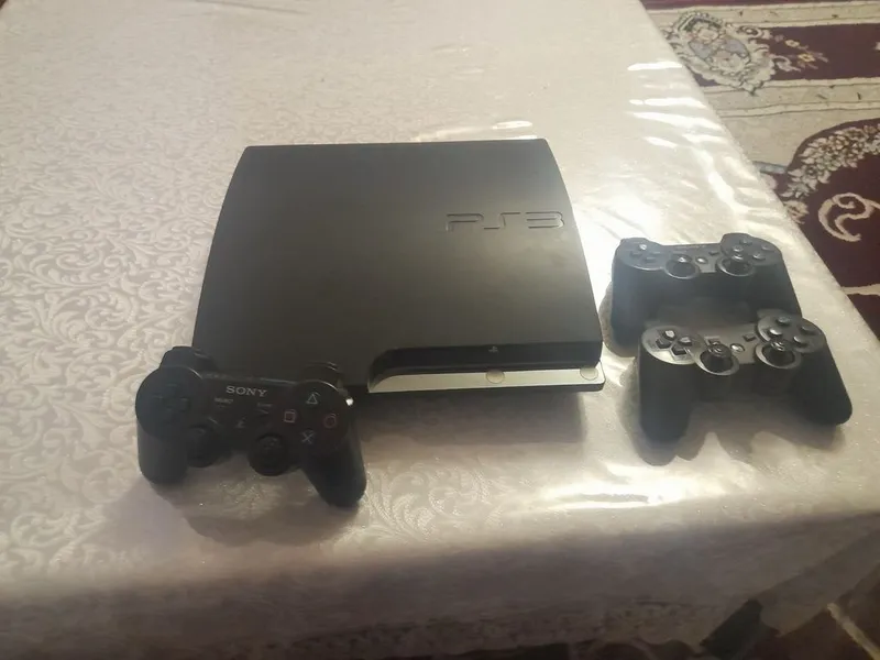 Игровая приставка — фото 2