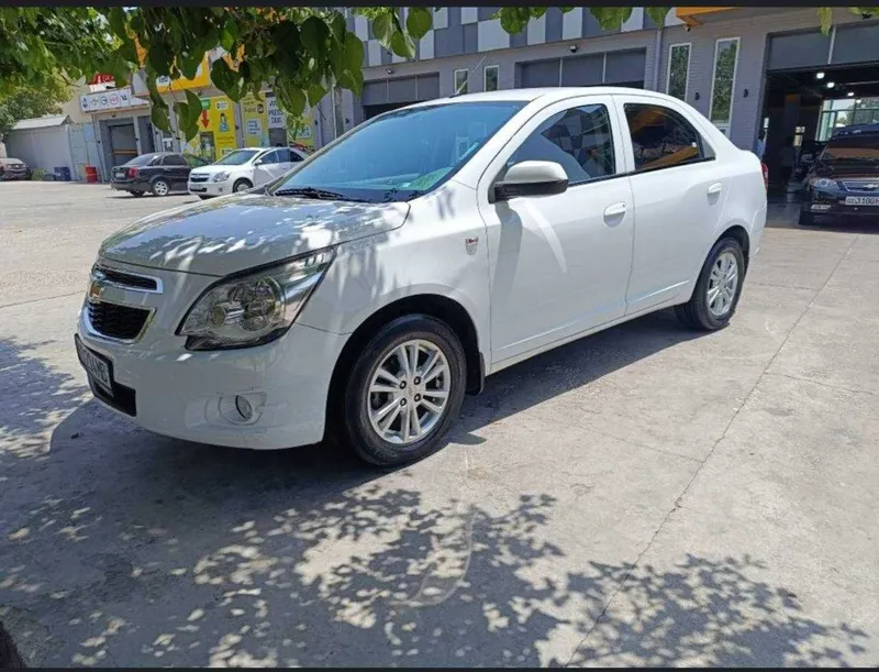 Срочно! Автомобиль белый COBALT 4 1 Срочно! Автомобиль белый COBALT 4 1