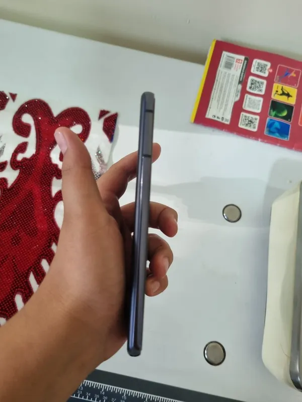 Samsung Galaxy S21 5G 4 Samsung Galaxy S21 5G 4