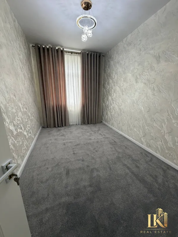 Продаётся 3-комнатная квартира в ЖК Golden House (Карасу-5)