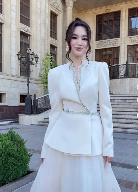 Asal kostyum yubka, dvoyka 2 Asal kostyum yubka, dvoyka 2