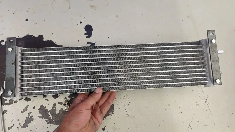Avtomat karobka axlajdeniya radiator sotiladi (Gentra, Lacetti) — фото 4