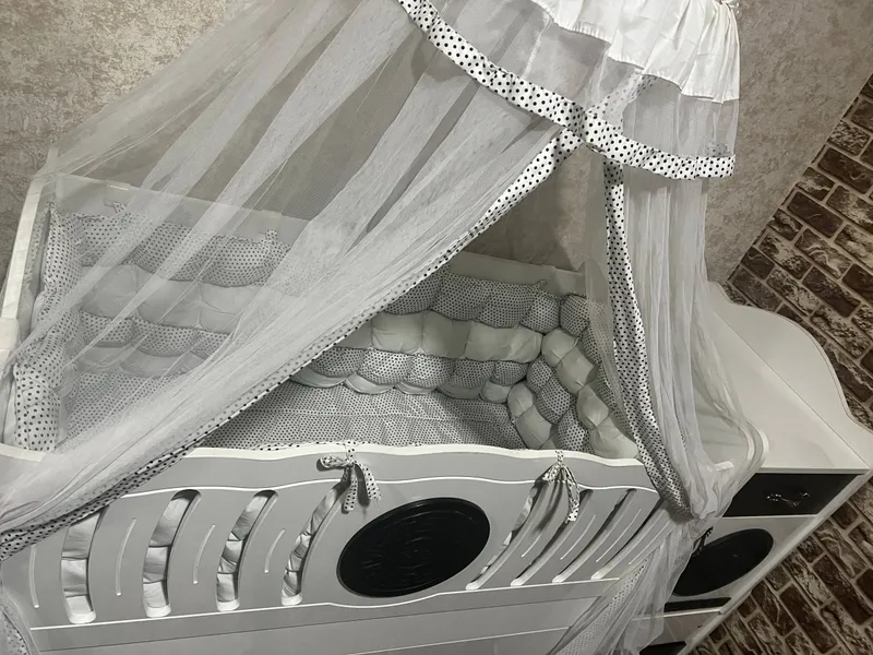 Yangi holatda bolalar krovatı (transformer)+matras 3