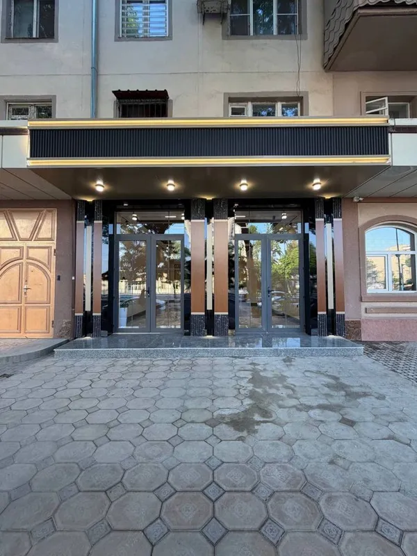 Продам нежилое помещение Яккасарайский р-н ул. Шота Руставели 1