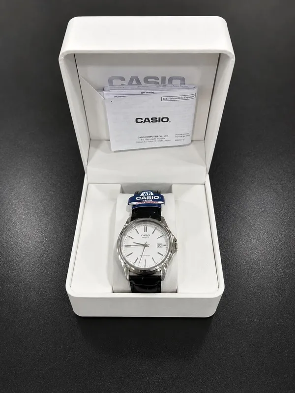 Часы Casio оригинал + коробка документ