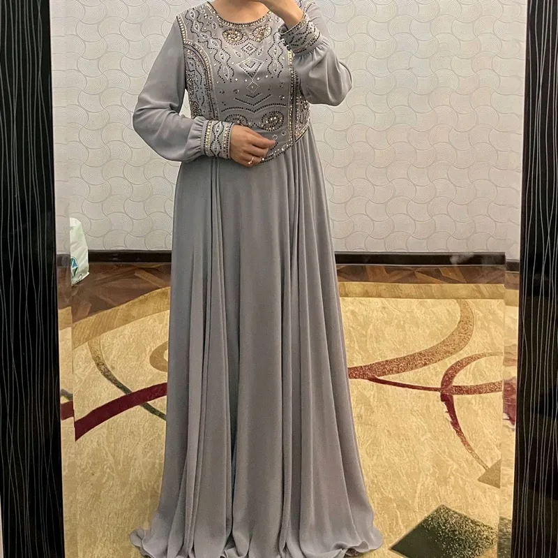Ayollar kiyimi, hijoblilar uchun ham mos — фото 1