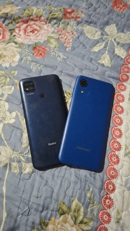 Samsung ва Xiaomi Redmi 4