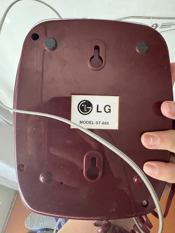 Стационарный телефон LG 2 Стационарный телефон LG 2