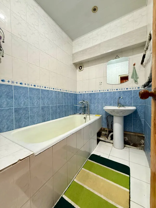 2-х ком кв на Шота Руставели 5