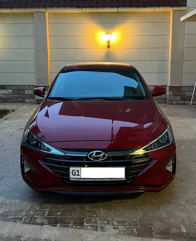 Hyundai Elantra sotiladi 2