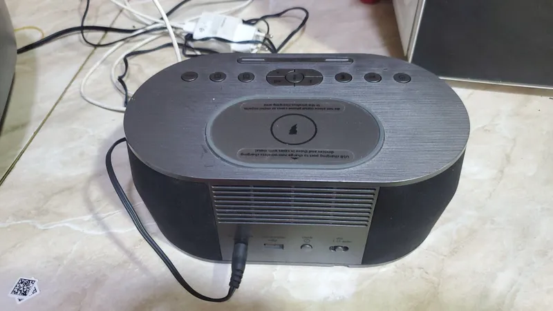 Ihome Bluetooth калонка 4 Ihome Bluetooth калонка 4