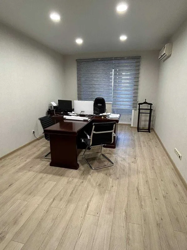 Объект с арендаторами в центре, 335 кв.м, офис,клиника — фото 5