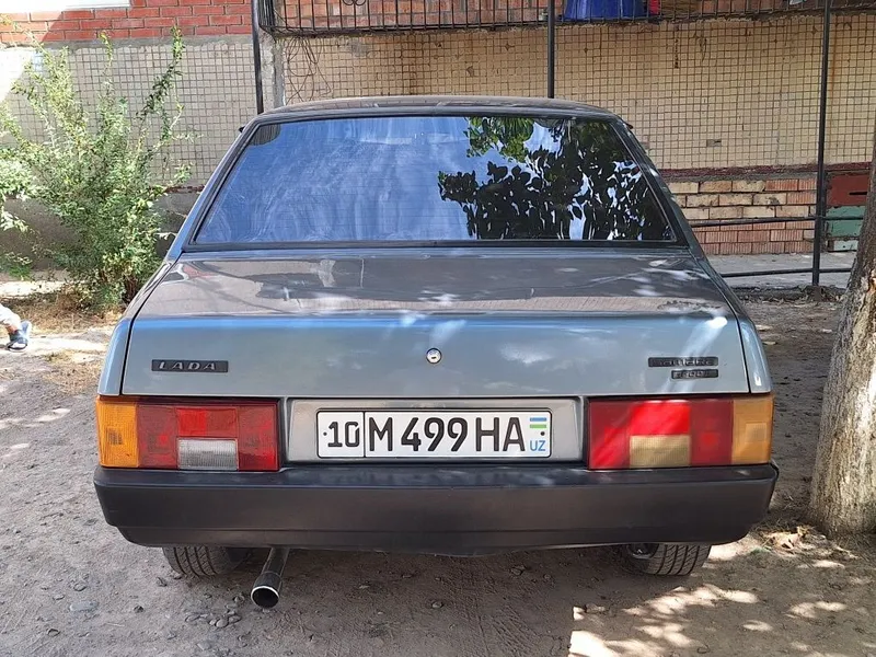 Lada 99 год 2001