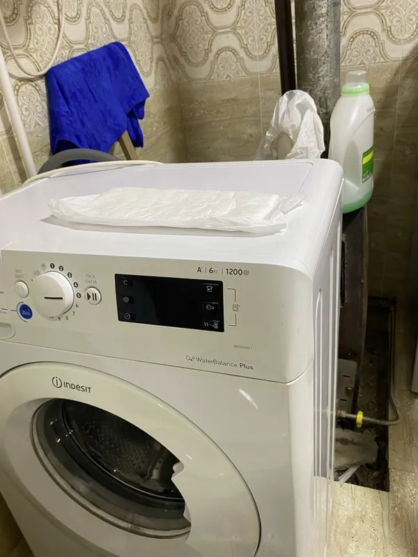 Indesit kir yuvish mashinasi — фото 2