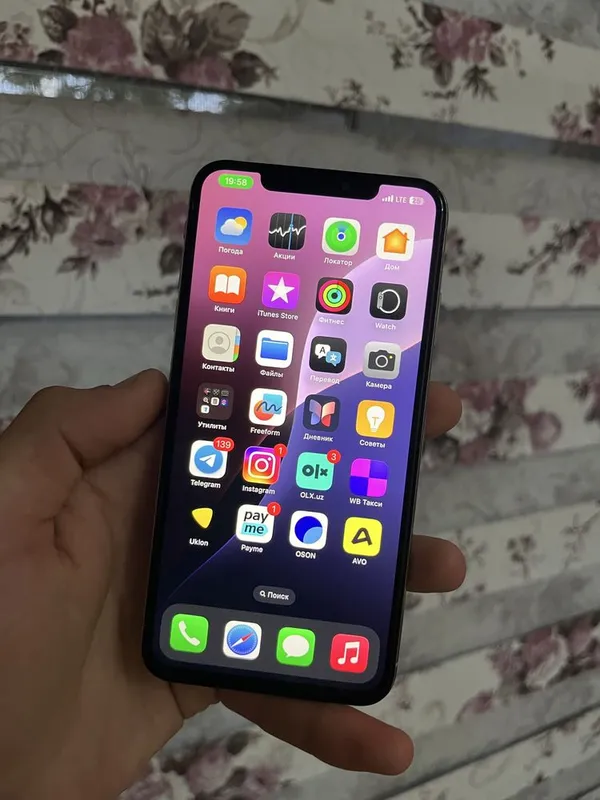iPhone Xs Max 64Gb Ll/A 100% batare 2 iPhone Xs Max 64Gb Ll/A 100% batare 2