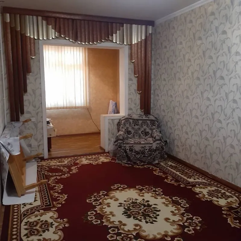 Продаётся 2 ком 8 микрорайон — фото 1