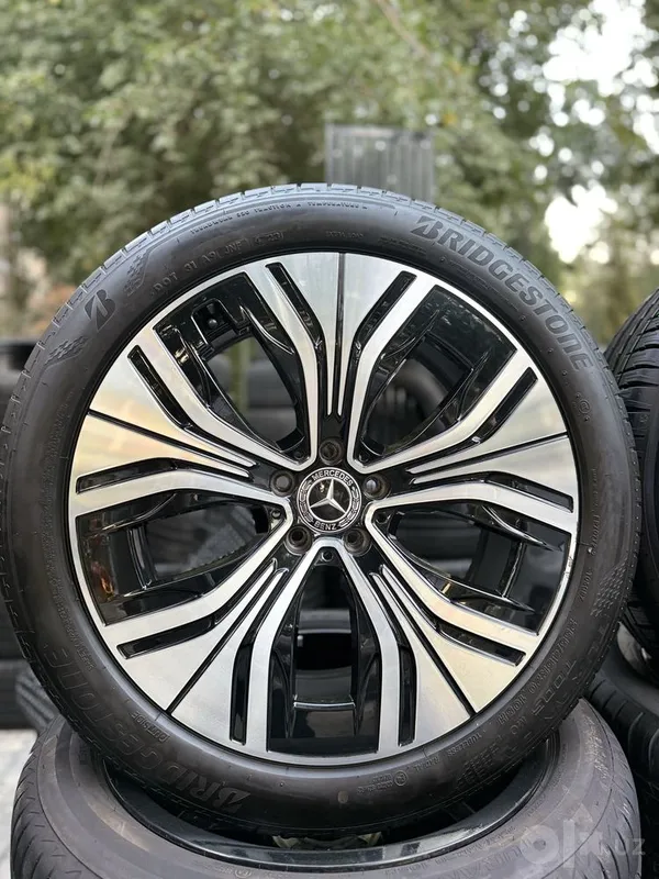 Mercedes benz eqe 500 krasover R20 arginal diska baloni 1 Mercedes benz eqe 500 krasover R20 arginal diska baloni 1