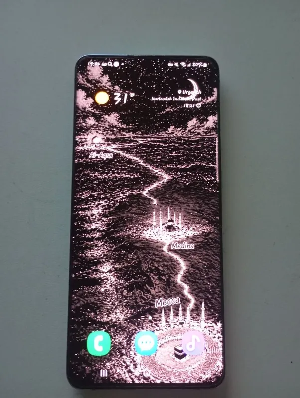 Samsung S20 plus 2 Samsung S20 plus 2