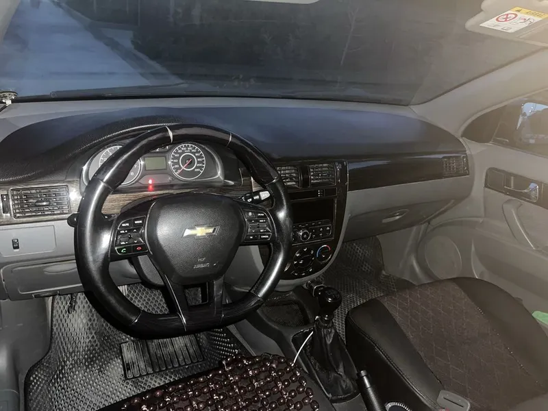 Lacetti Gentra 1.5 4