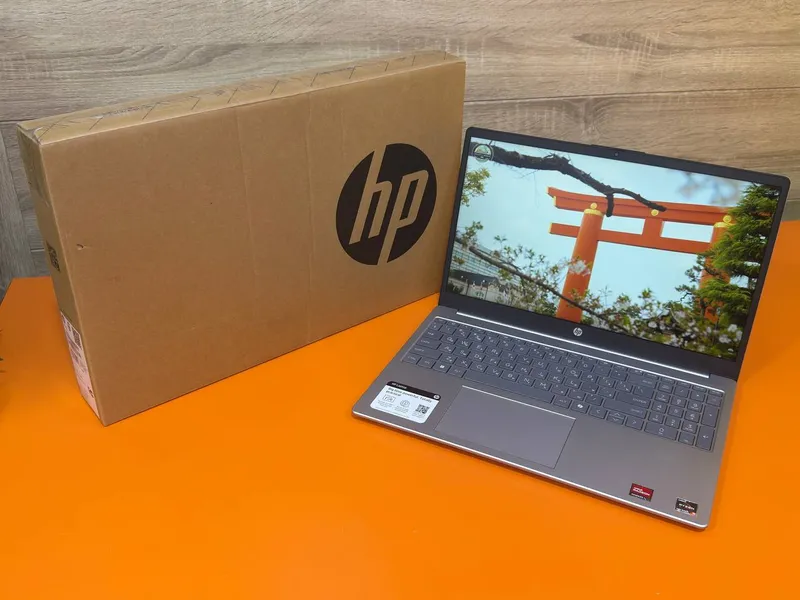 Ноутбук HP Laptop 15-fc0146dx