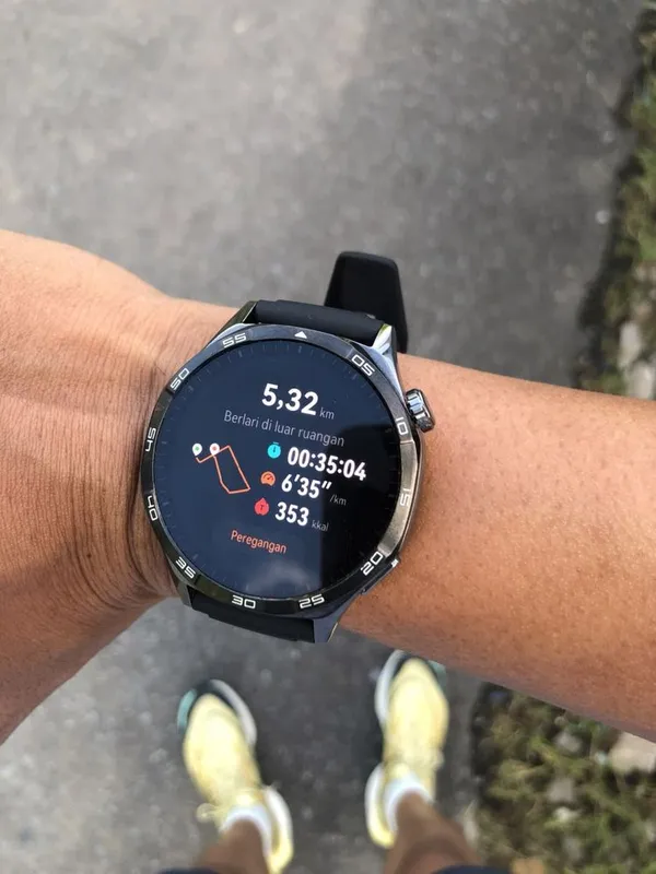 Smartwatch Huawei gt5 black 46mm 1