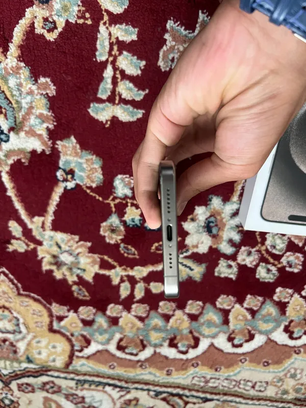iphone 15 pro max 1 terabayt srochnaa — фото 7