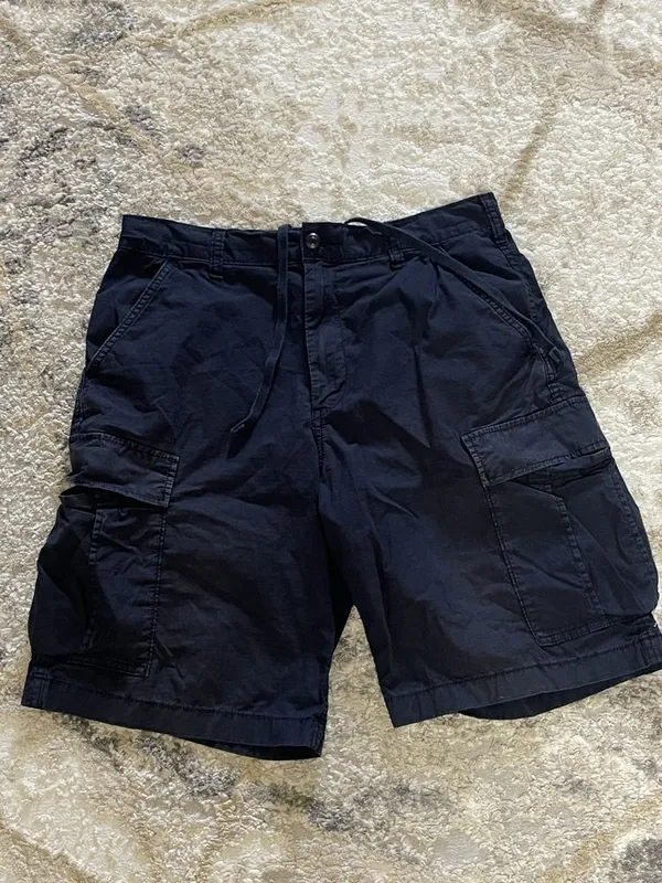 Uniqlo cargo shorts