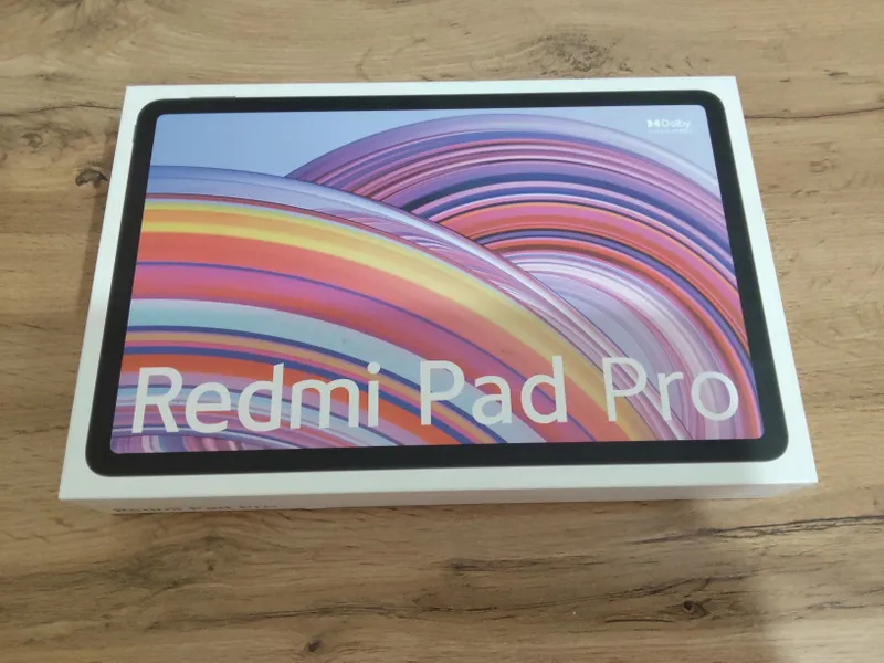 Redmi pad pro почти новый есть коробка и оригинальная зарядка