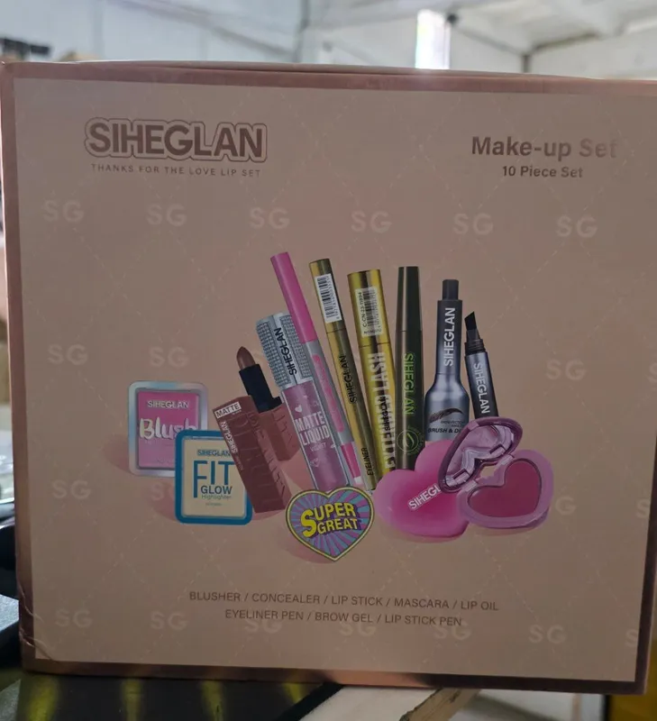 sheglam kasmetika nabor