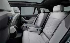 BMW i5 35L Naqd va nasiya savdoga — фото 2