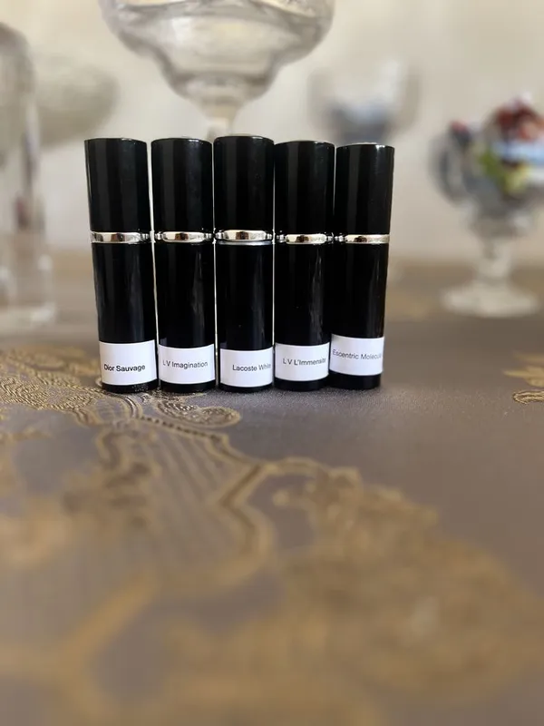 Moyli Atirlar Gold Parfume Angilya Sifati