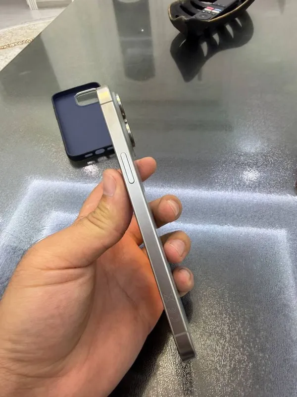 iPhone 15 pro max — фото 1
