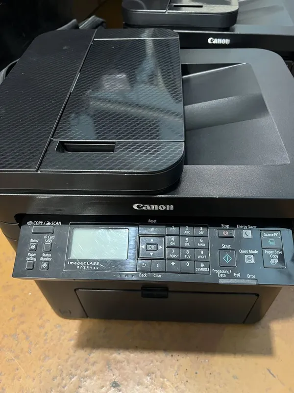 Canon MF244dw 3v1