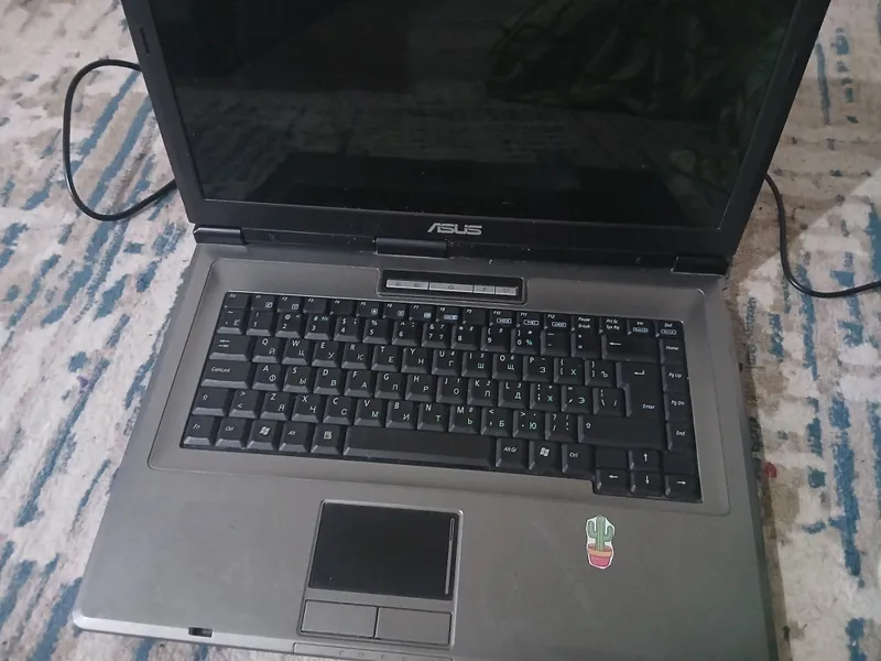 Asus