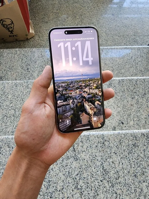IPhone 14 pro max 2