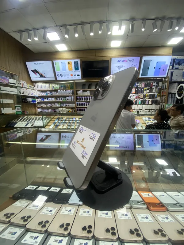 Ip 15 pro max 512gb Yomks 76 Holati ekran sarapina — фото 2
