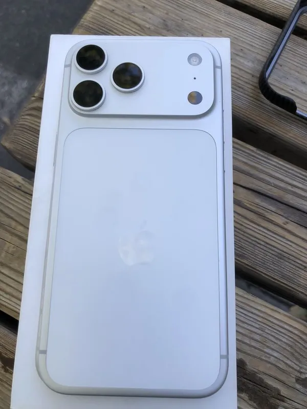 IPHONE 17 pro max 1 IPHONE 17 pro max 1