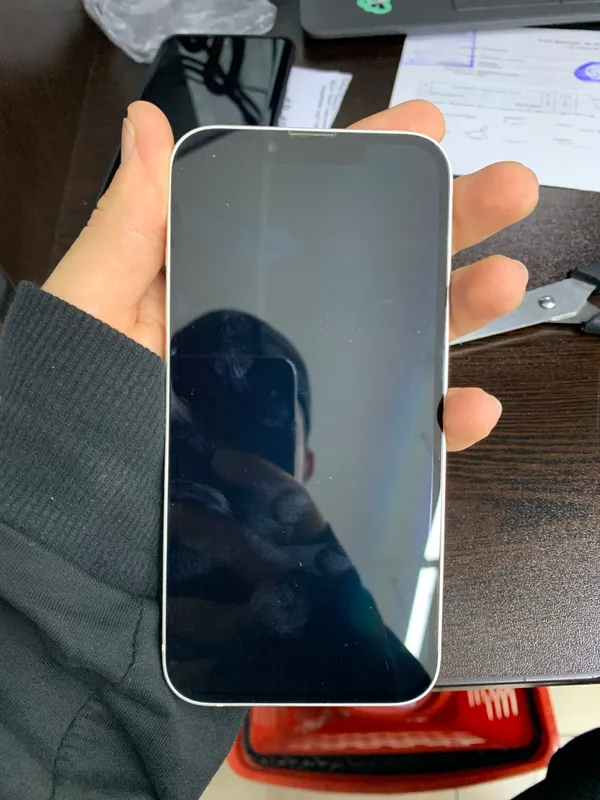 iPhone 13 4 iPhone 13 4