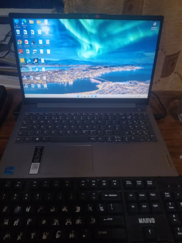 Ноутбук Lenovo Core i3 почти новый 4 Ноутбук Lenovo Core i3 почти новый 4