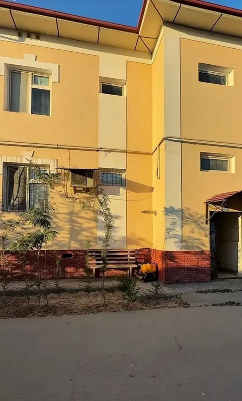 3 хонали кв зудлик билан сотилади 1 3 хонали кв зудлик билан сотилади 1
