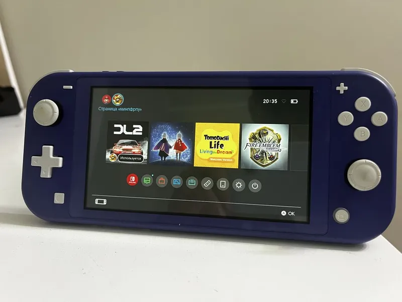 Nintendo Switch Lite состояние новое, без дефектов, торг уместен — фото 1