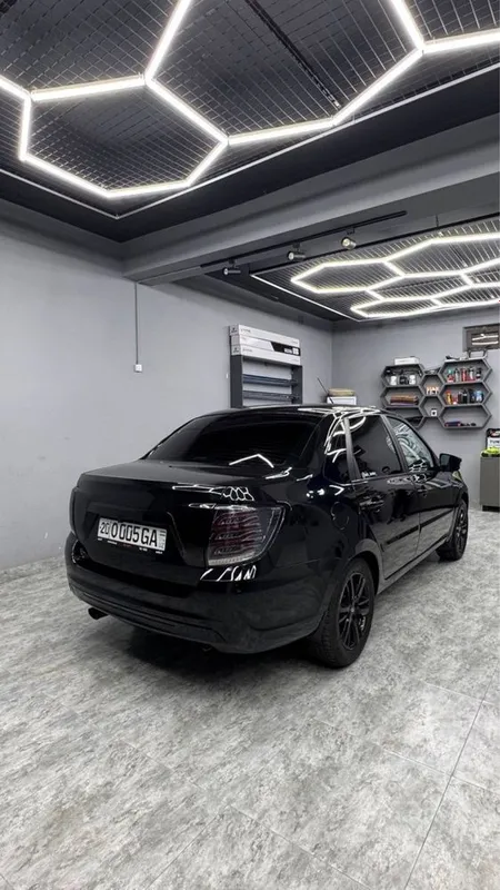Lada granta avtamat sotiladi ! 4